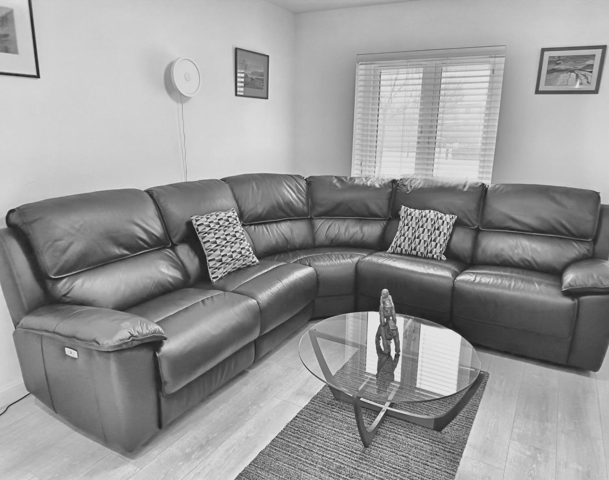 2 Bed City Centre Apt, Free Parking - Albert Clock, Customs House Belfast Exteriör bild